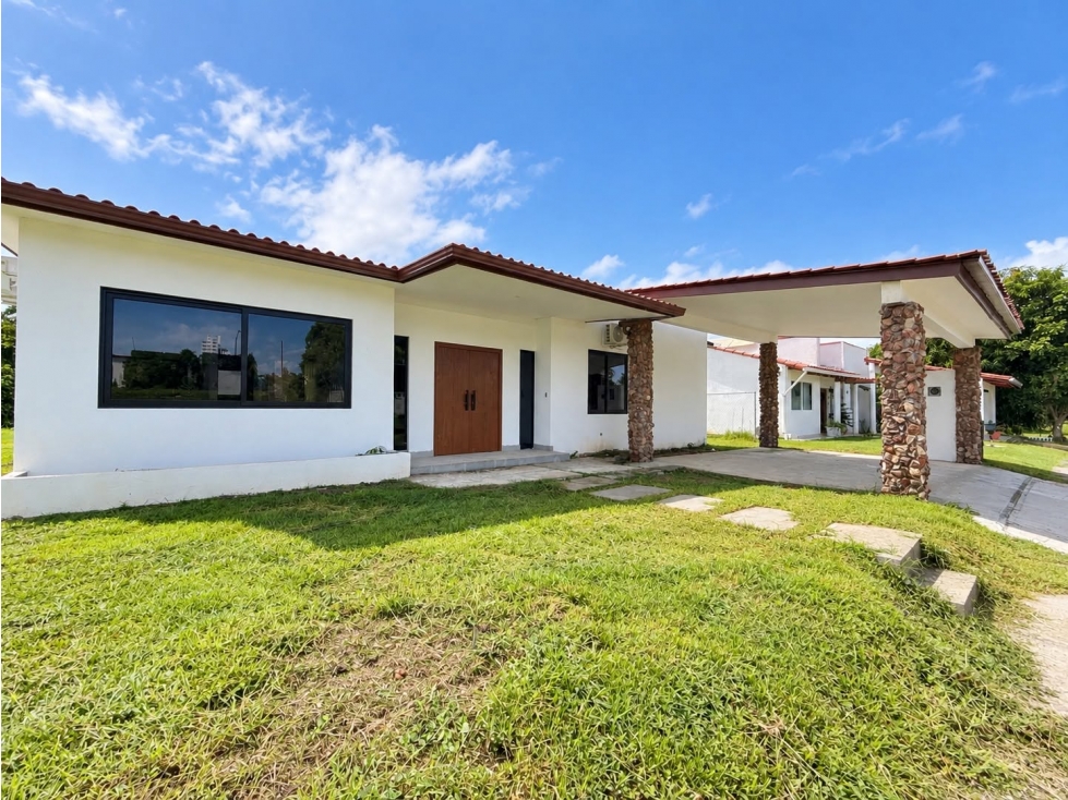 GORGONA / PH MALIBU LAKE / 4 HABITACIONES / 600M / PISCINA / JACUZZI