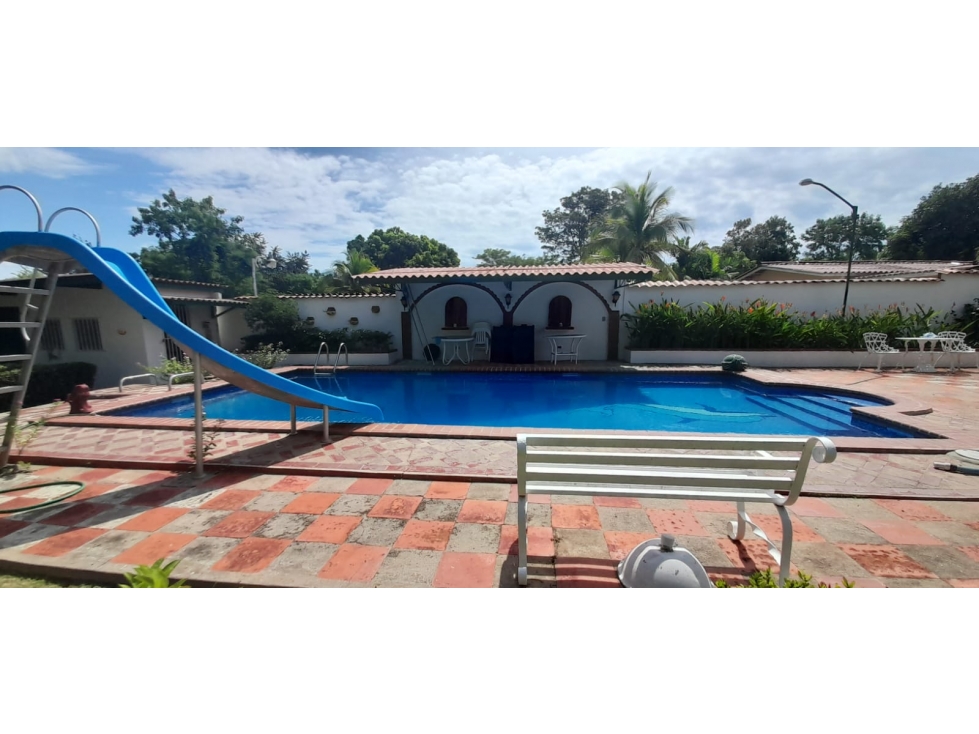 CORONADO / CASA CON PISCINA Y AMPLIO TERRENO / CON ANEXO / 1800M2 — foto 4