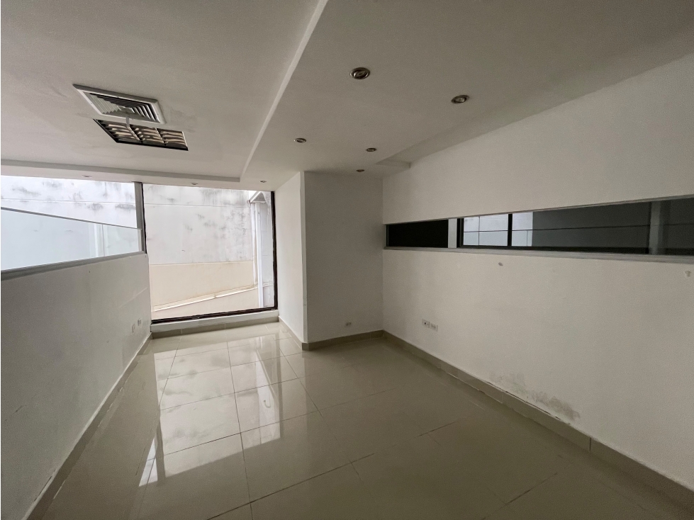 OFICINA / BELLA VISTA / VALLARINO / 120M / 1 BAÑO / 4 DIVISIONES - 4