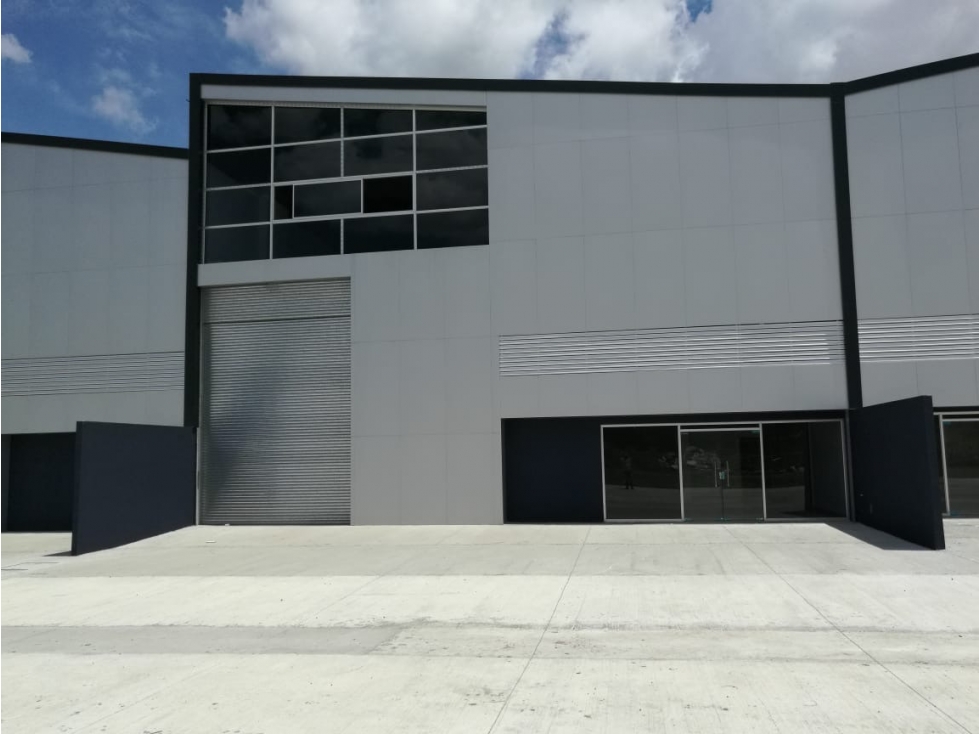 SE ALQUILA BODEGA PARQUE INDUSTRIAL MILLA 8 1,603M MEZZANINE NUEVO