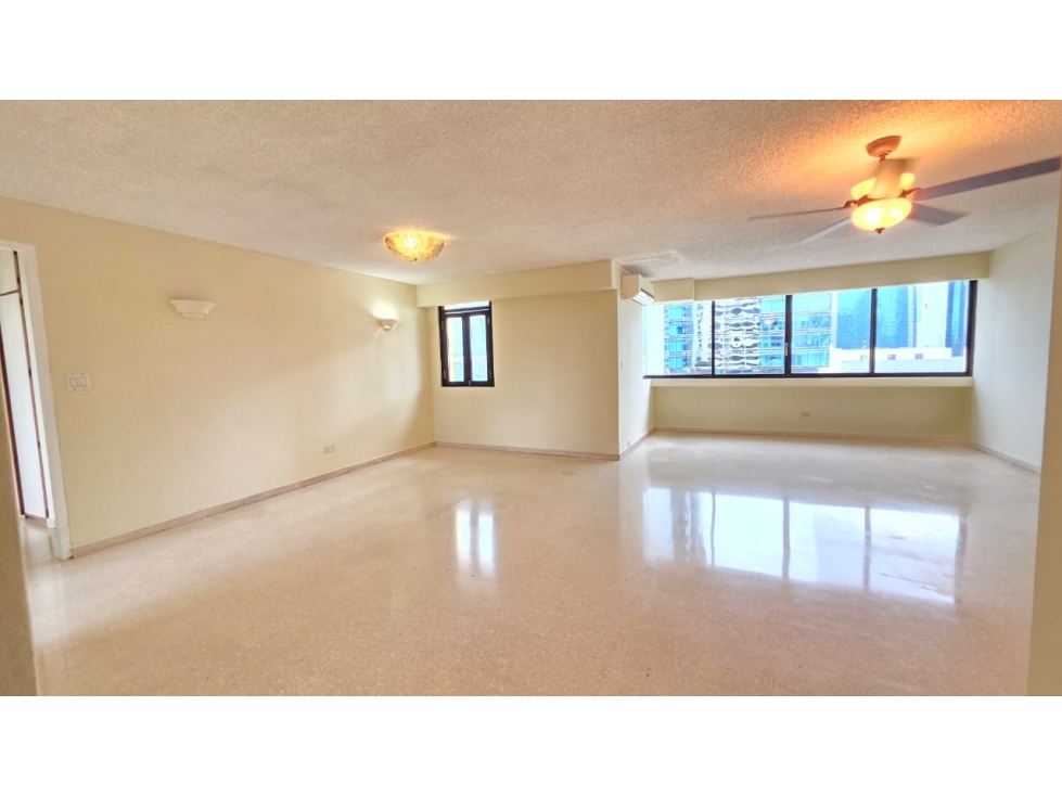 OBARRIO / MONACO /150M / 3 HABITACIONES / 2 BAÑOS / VISTAS A LA CIUDAD