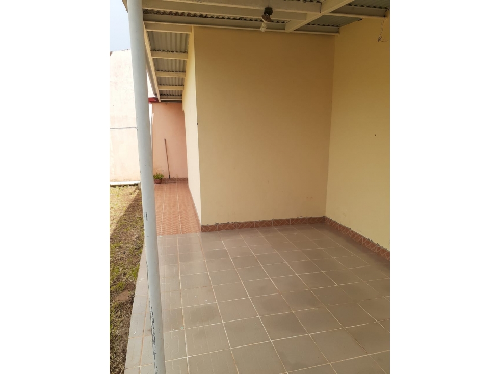 ARRAIJAN / PARQUES DEL OESTE / 240 M2 / 3 HABITACIONES / CERCADA — foto 4