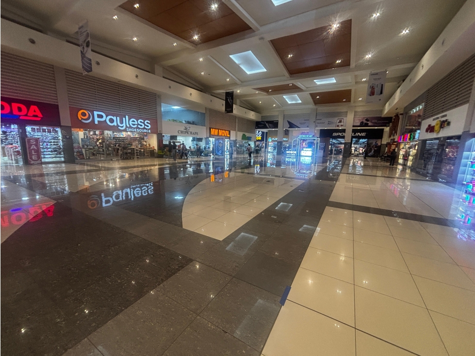 EL DORADO MALL / 130 M / PISO MEDIO / DIVISIONES / AIRE CENTRAL - 4
