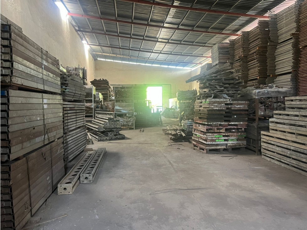 REMATE VENDO GALERA EN JUAN DIAZ / 2 OFICINAS / 600m2 / YG — foto 4