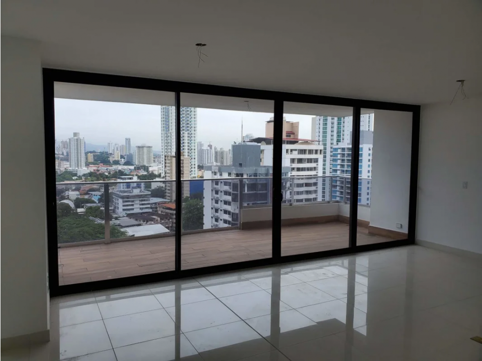 VIA ARGENTINA / PH CARRERAS TOWER / 130M / 3 HABITACION / BALCON — foto 4