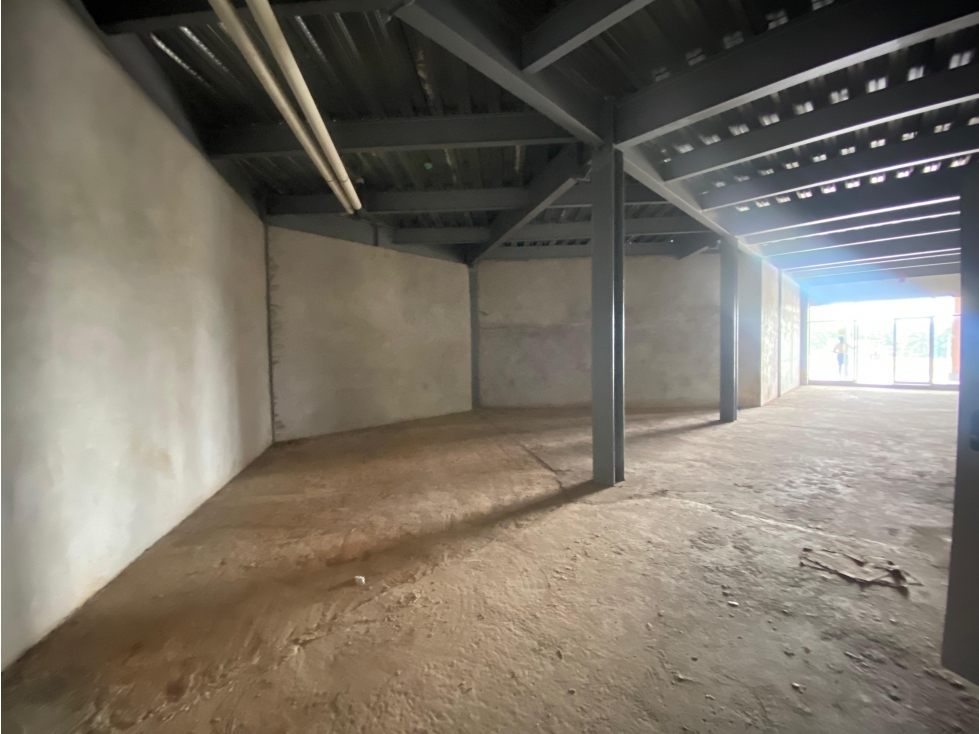 PEDREGAL / LOCAL COMERCIAL / PLAZA TERRANOVA / 157M / PLANTA BAJA /J — foto 4