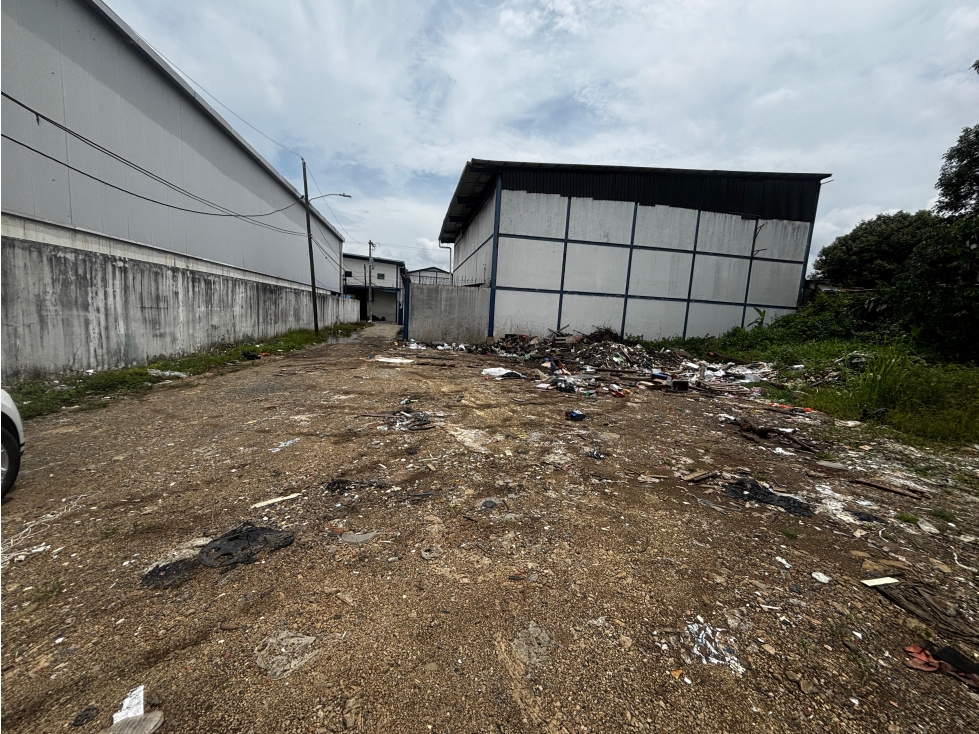 RIO ABAJO TERRENO COMERCIAL IDEAL PARA GALERA / 550M CALLE SECUNDARIA