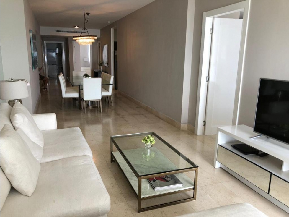 SE VENDE APARTAMENTO EN AVENIDA BALBOA PH YOO TOTALMENTE AMOBLADO — foto 2