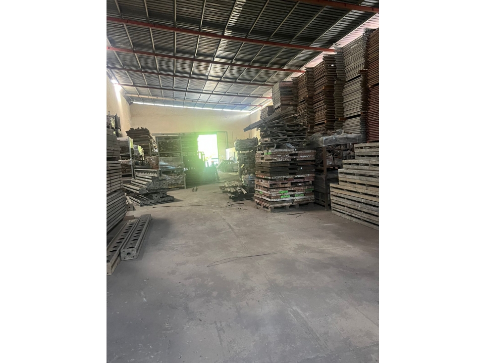 REMATE VENDO GALERA EN JUAN DIAZ / 2 OFICINAS / 600m2 / YG — foto 5