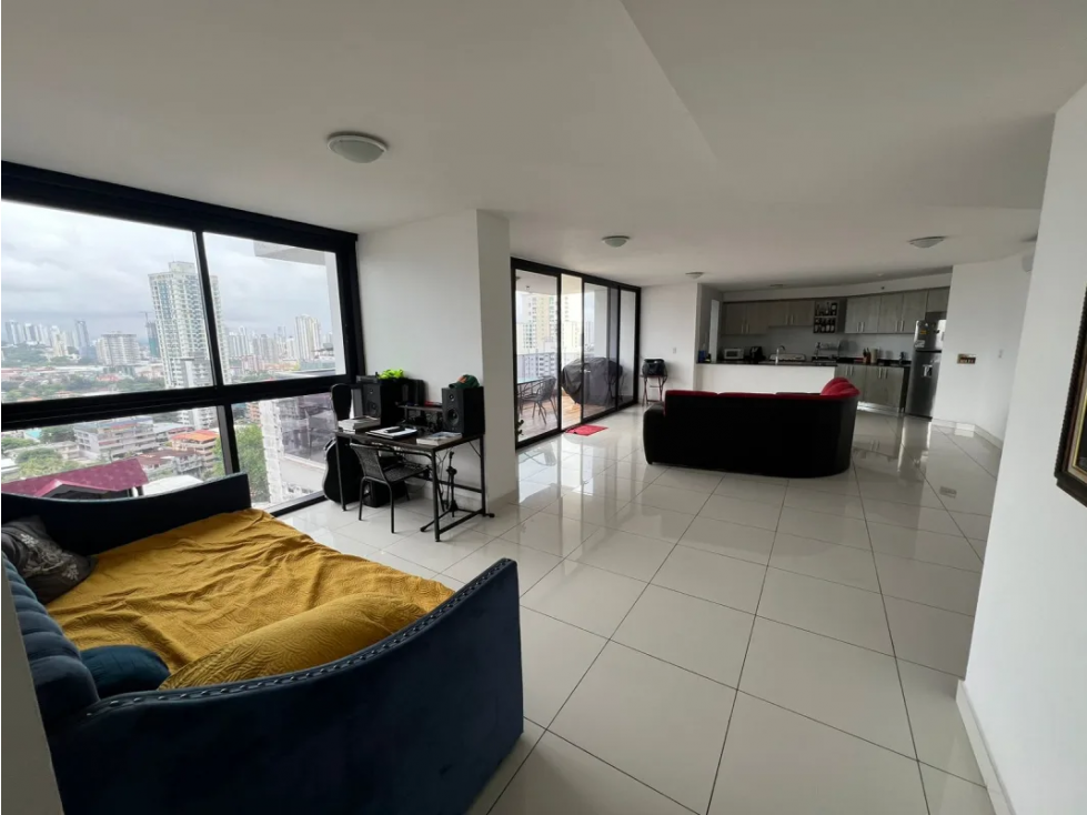 VIA ARGENTINA / PH CARRERAS TOWER / 130M / 3 HABITACION / BALCON