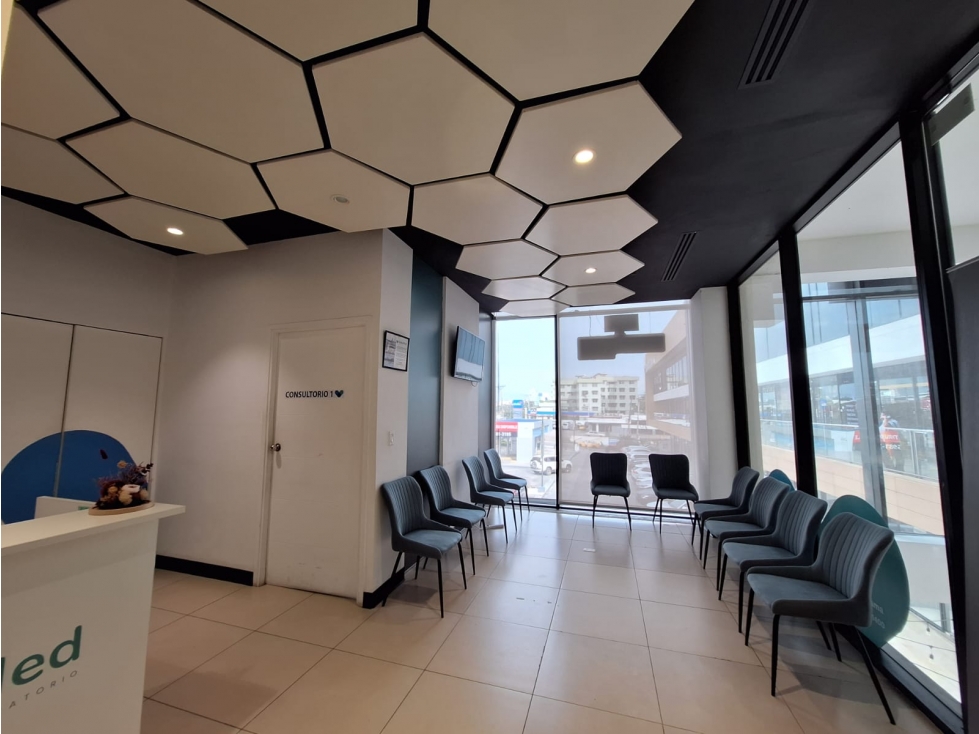 12 DE OCTUBRE / LIBERTY PLAZA / 202M / CONSULTORIO / PLANTA ALTA