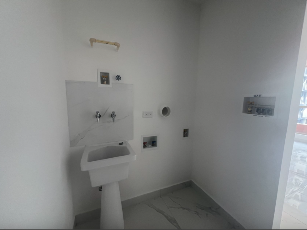 MINI DEISGN / CALLE 50 / 51M / 1 HABITACIÓN / 2 BAÑOS / INVERSIÓN — foto 6