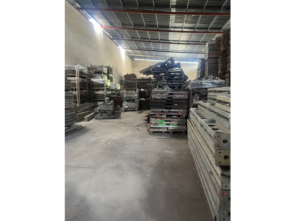 REMATE VENDO GALERA EN JUAN DIAZ / 2 OFICINAS / 600m2 / YG — foto 6