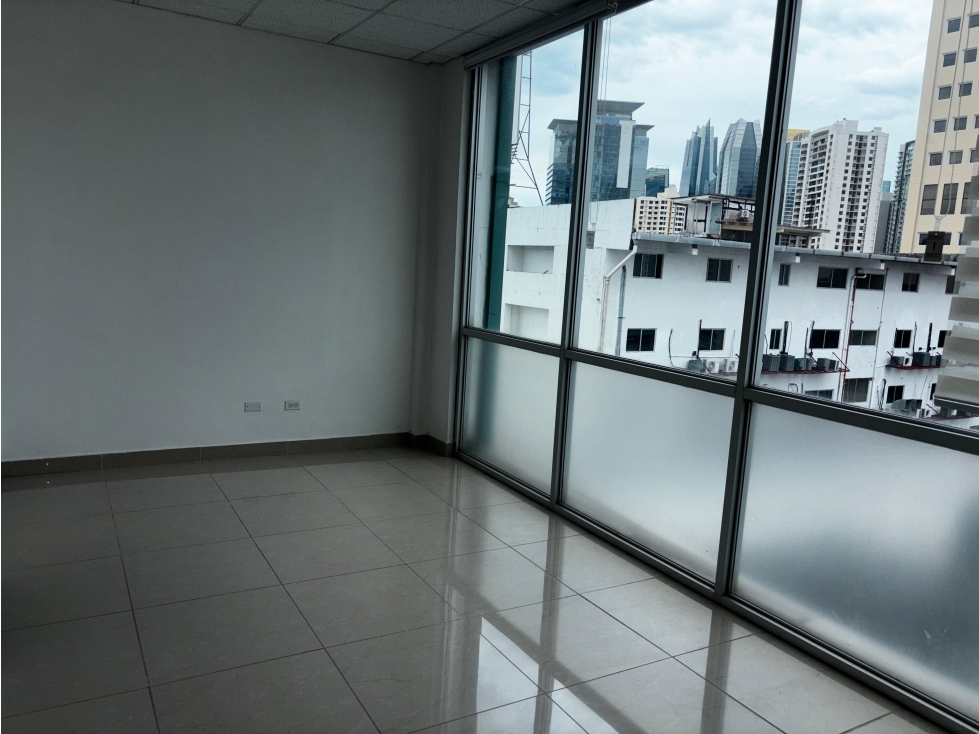EL CARMEN / OFICINAS COMERCIAL / PLAZA KORINTHO / 65M2 - 5
