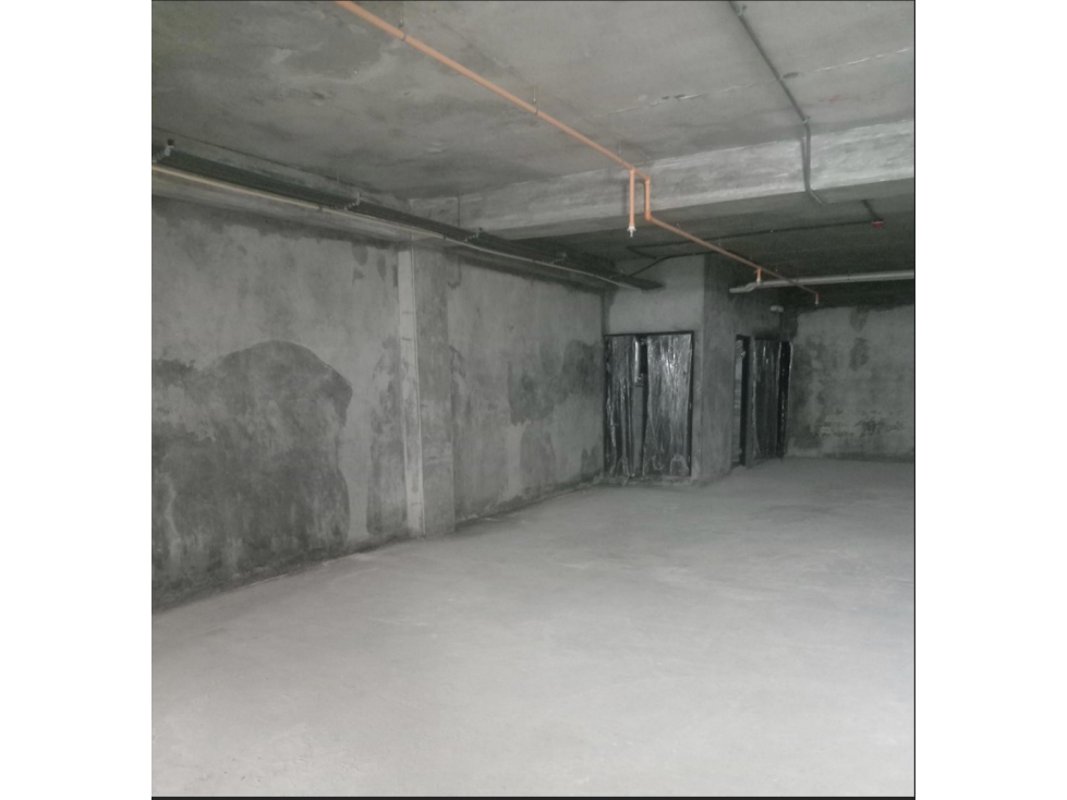 CENTRO COMERCIAL VILLA LUCRE / 142M / SOBRE VIA PRINCIPAL / PISO MEDIO — foto 3