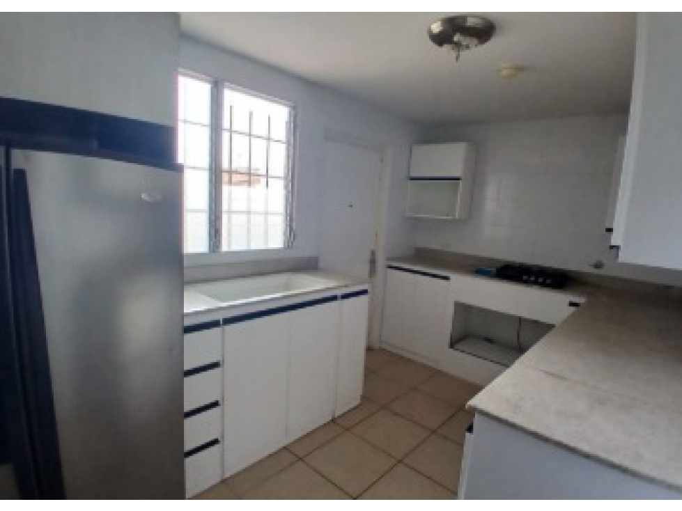 ARRAIJAN / BRISAS DEL GOLF / 298M / 4 HABITACION / 2 PARKING / PISCINA — foto 4