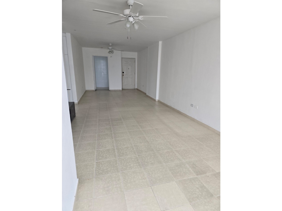 VIA ARGENTINA / PLAZA 77 / 123M / 3 HABITACION / 2 PARKING / BALCON — foto 4