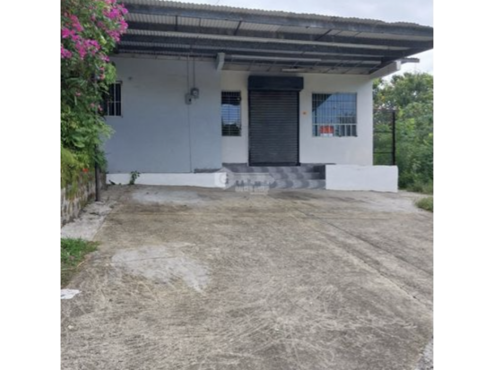SE VENDE CASA COMERCIAL 1338 M2 EN VILLA ZAITA CON TERRAZA — foto 3