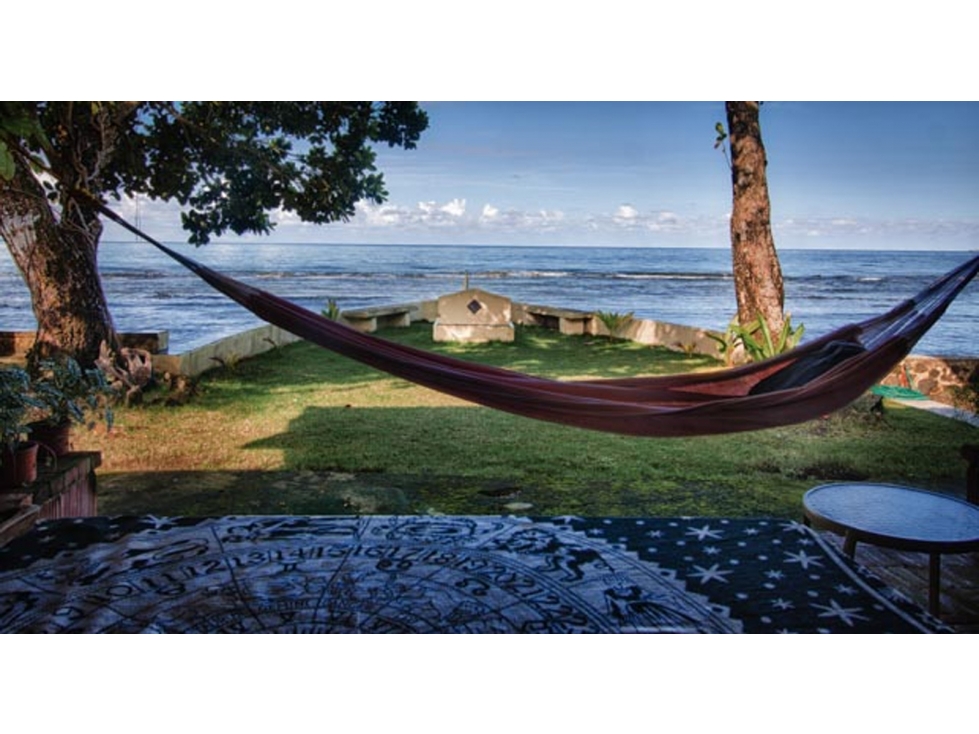 TERRENO COMERCIAL / PISCINA / FRENTE AL MAR / PORTOBELO / 5500M - 1