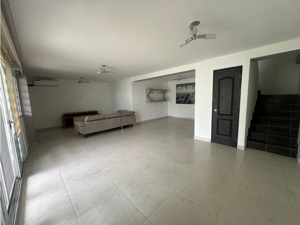 ALTOS DE PANAMA / 425M / 4 HABITACION / 3 NIVEL / LINEA BLANCA /LIMAJO — foto 2