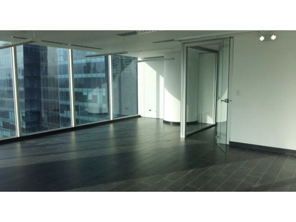 OFICINA / PUNTA PACIFICA OCEANIA BUSINESS PLAZA / 704M / 19 PARKING JC - 1