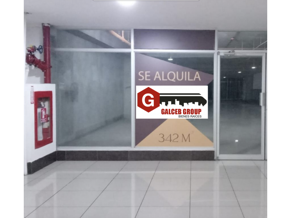 CENTRO COMERCIAL VILLA LUCRE / 342M / SOBRE VIA PRINCIPAL / PISO MEDIO — foto 2