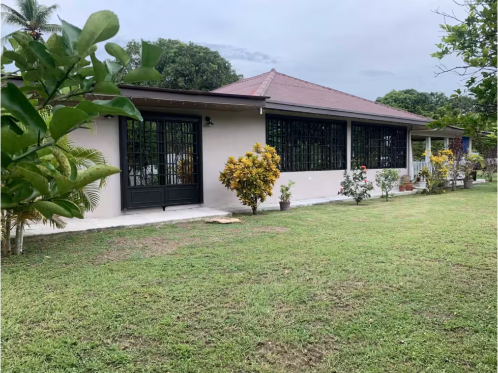 BEJUCO / CHAME / 1748M / TERRENO CON 2 CASAS / CERCA DE PLAYA