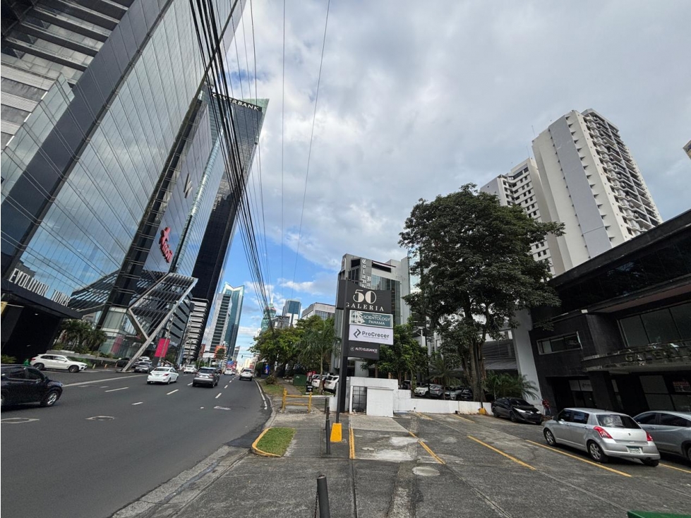 OFICINA / CALLE 50 / GALERIA 50 / 300M2 / 2 NIVELES / SOBRE VIA — foto 3