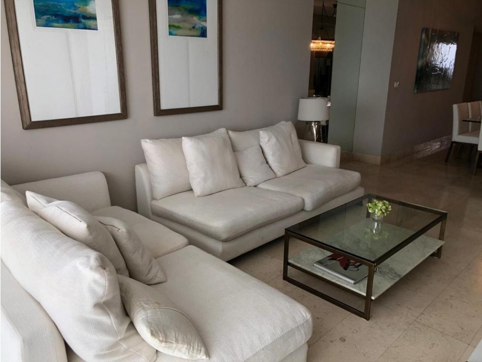SE VENDE APARTAMENTO EN AVENIDA BALBOA PH YOO TOTALMENTE AMOBLADO — foto 5