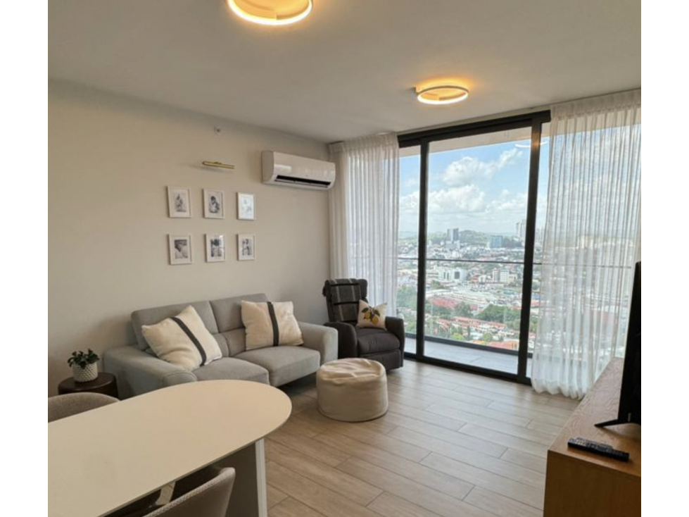 HATO PINTADO / PH BALCONY / 98M / 3 HABITACION / 2 PARKING