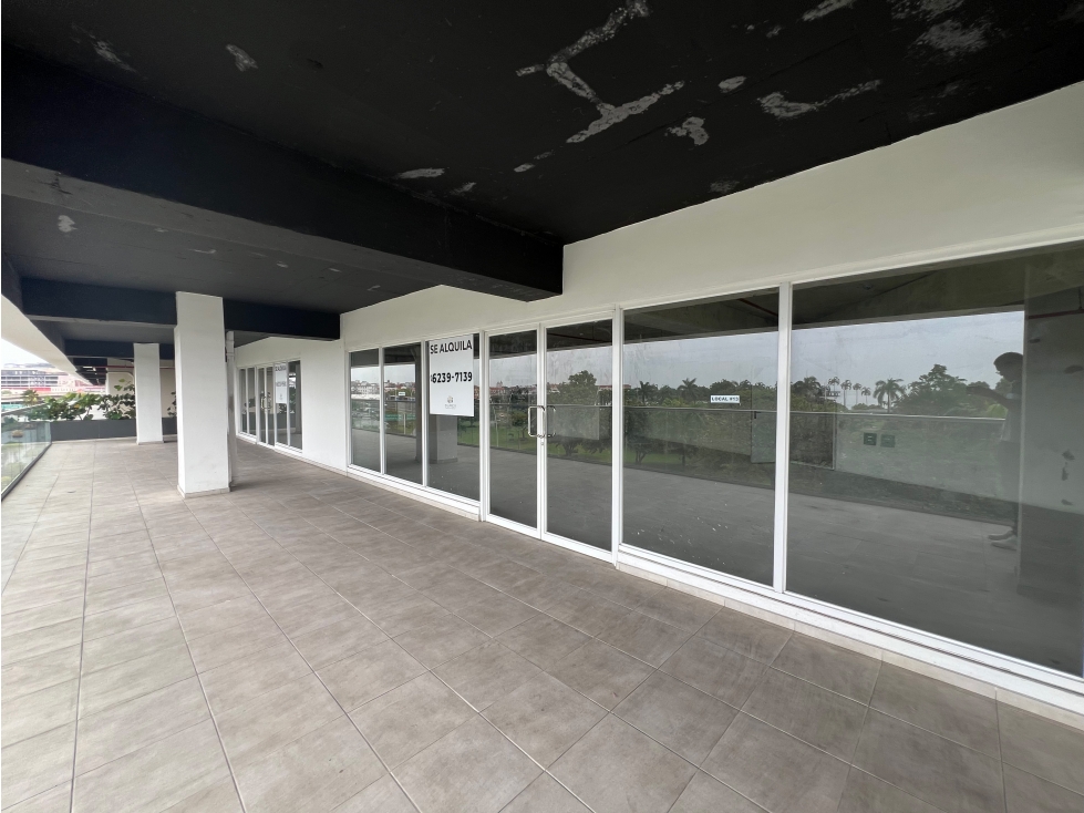 LOCAL COMERCIAL / THE SANDS / AV. BALBOA / 85 M2 / VACIO