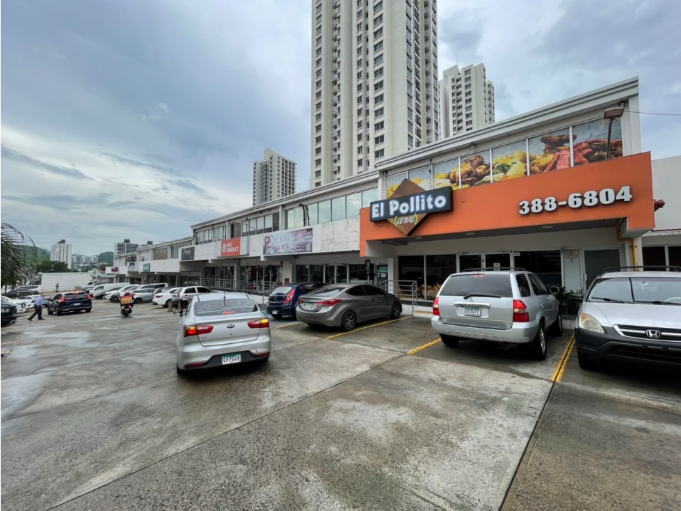 CONDADO DEL REY / PLAZA ROKAS / 110 M2 / 2 ESTACIONAMIENTOS/ 2DO PISO
