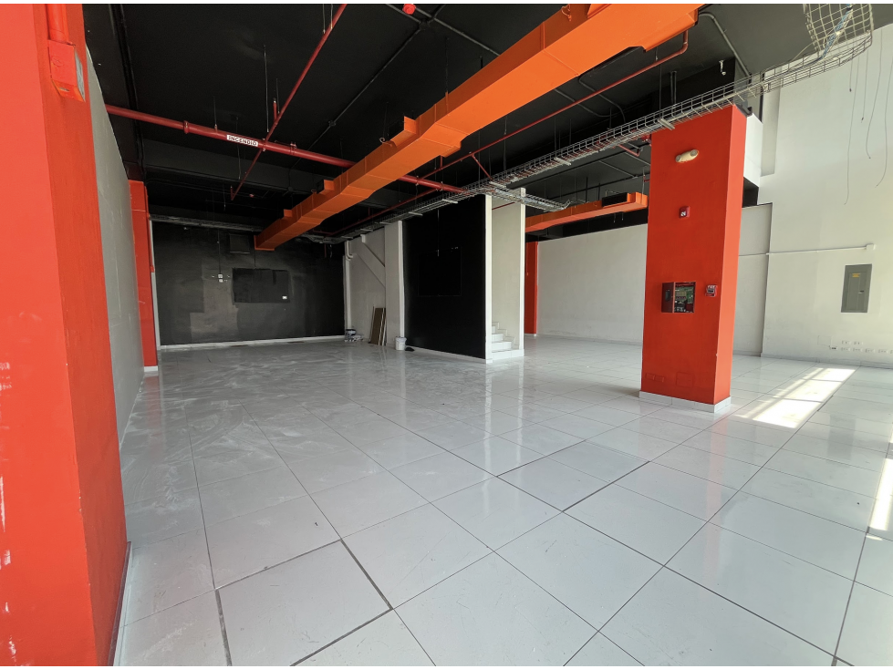 LOCAL COMERCIAL / VIA PORRAS / 90M / PLANTA BAJA / SOBRE VIA PRINCIPAL — foto 4