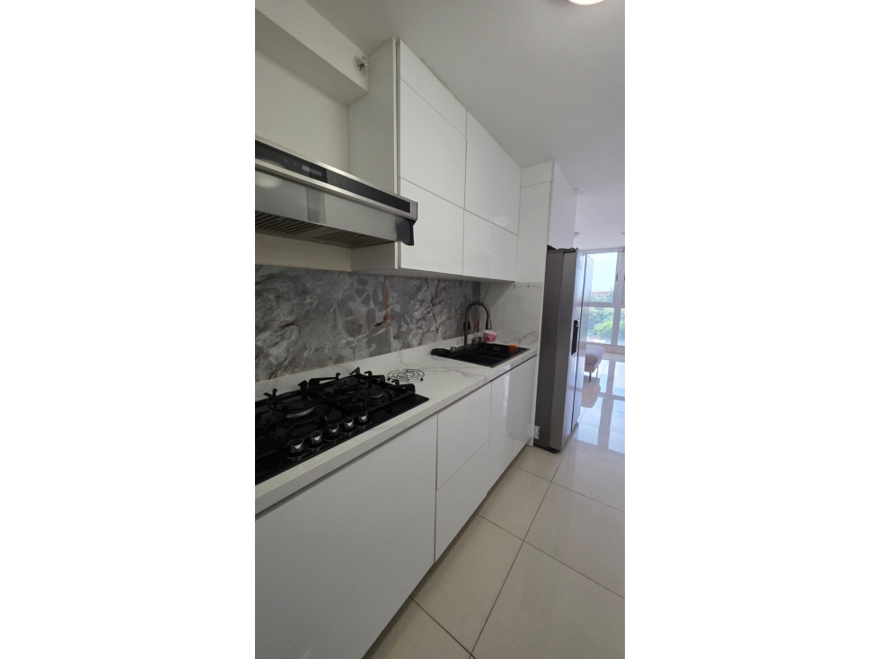 SE ALQUILA APARTAMENTO TUMBA MUERTO CORAL PLAZA 80M AMOBLADO — foto 4