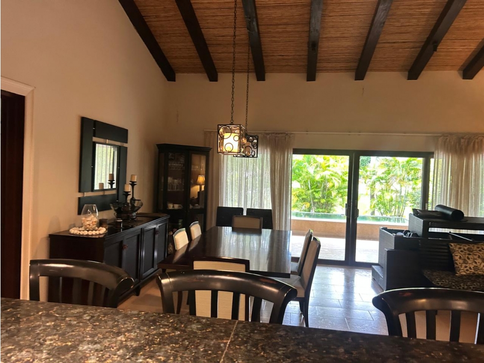 COCLE / BUENAVENTURA / 4 HABITACIONES / 400 M2 / PISCINA / PLAYA
