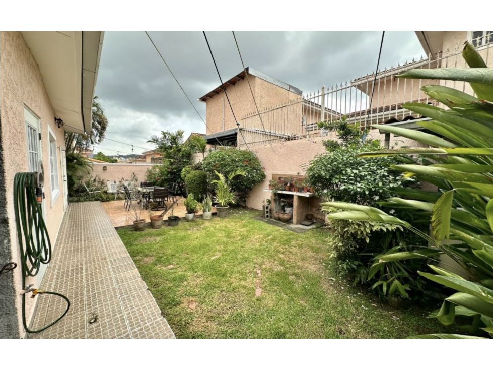CONDADO DEL REY / FUENTE FRESNO / 3 HABITACIONES / 344 M2 / DUPLEX — foto 2