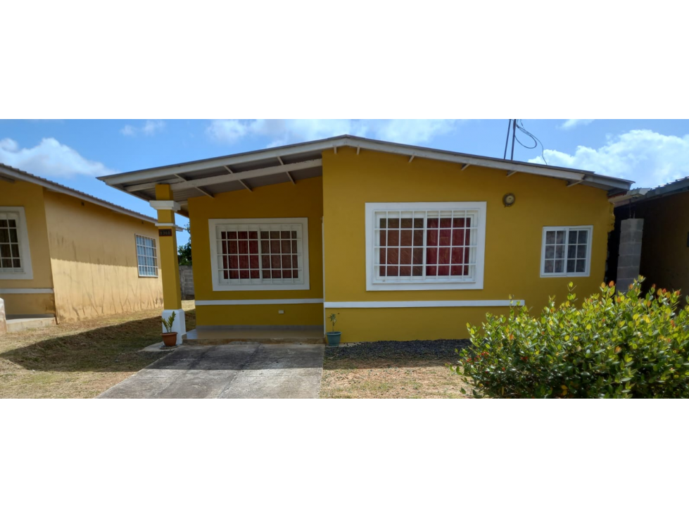 SE VENDE CASA EN PRADERA DE SAN LORENZO 209 M2 CON TERRAZA