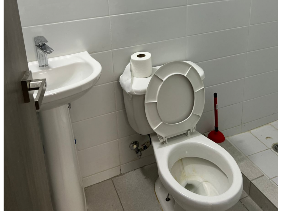 SE VENDE APARTAMENTO EN PH CONDADO COUNTRY CLUB CON 2 BALCONES — foto 6