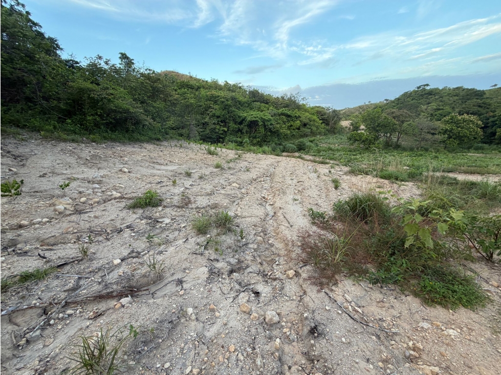 SE VENDE TERRENO EN CORONADO 895 M2 VIA A LA LAGUNA — foto 3