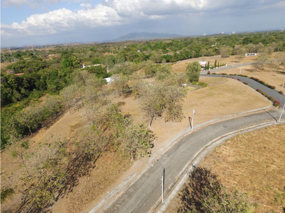 TERRENO / CHAME / LAS LAJAS SANTA FE / 1316 M2 / PISCINA / PLANO