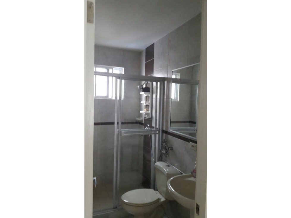 SE ALQUILA CASA DUPLEX 204M EN PLAYA DORADA RESIDENCIAL PLAYAMAR VACIA — foto 2