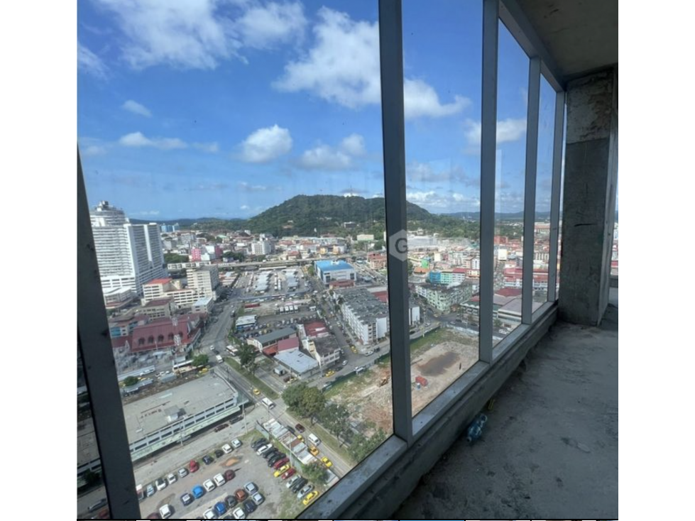 SE VENDE OFICINA AVE. BALBOA TORRE BOC INTERPLUS 166M 3 PARKING YG — foto 3