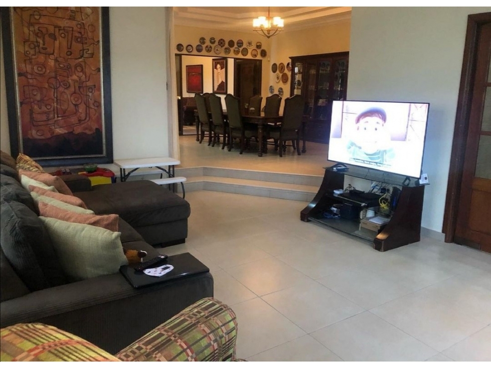 SE VENDE CASA 991M EN CHORRERA RESIDENCIAL TAVALERA CON PISCINA — foto 4