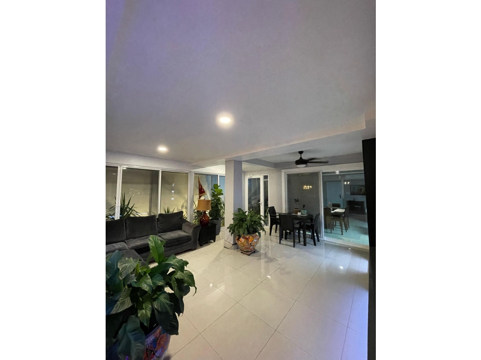 COSTA VERDE / ROLLING HILLS / 300m2 / 3 HABITA / CON DEPOSITO Y JARDÍN — foto 4