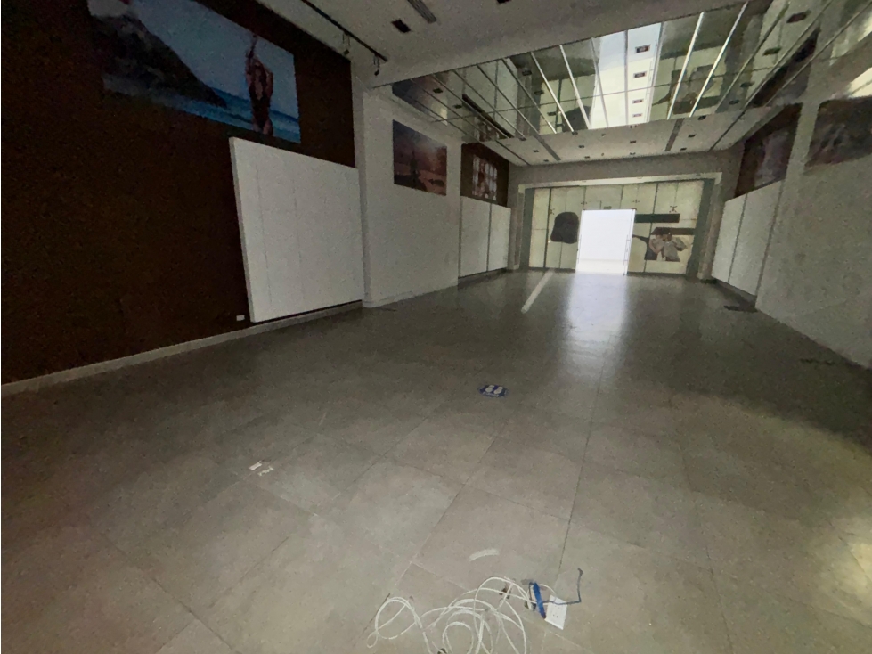 LOCAL COMERCIAL / LOS ANDES MALL / 175M2 / PLANTA BAJA - 6