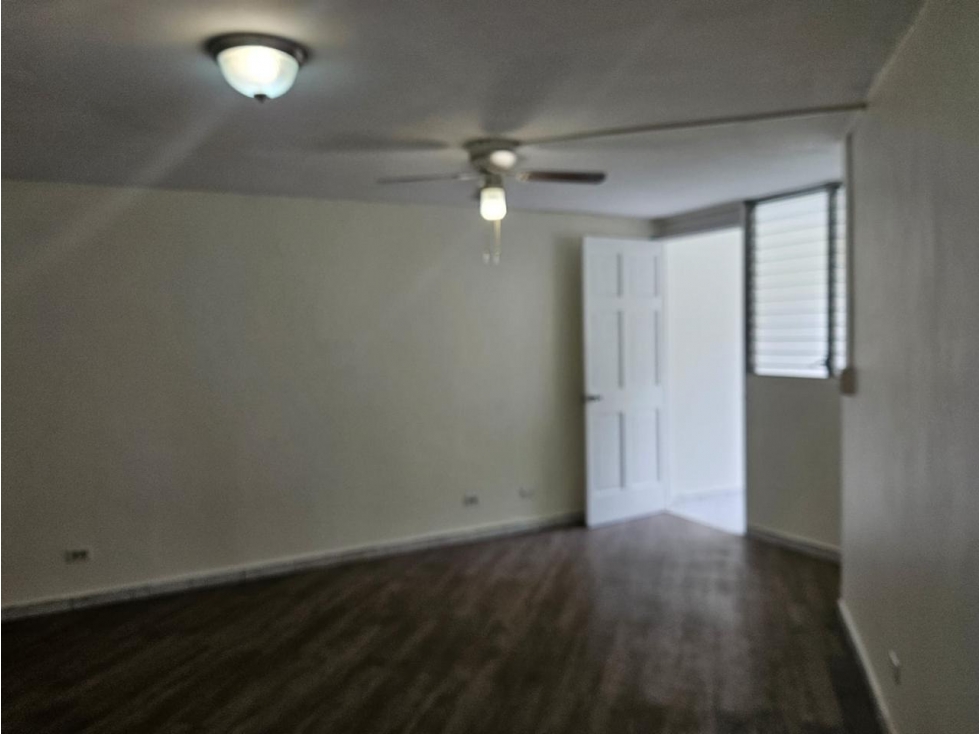 CARRASQUILLA / PH PLAZA DE LOURDES / 2 HABITACION / 59M / BALCON — foto 5