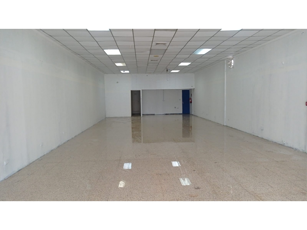 LOCAL COMERCIAL / BRISAS DEL GOLF / 175M / 2 BAÑOS / PLANTA BAJA