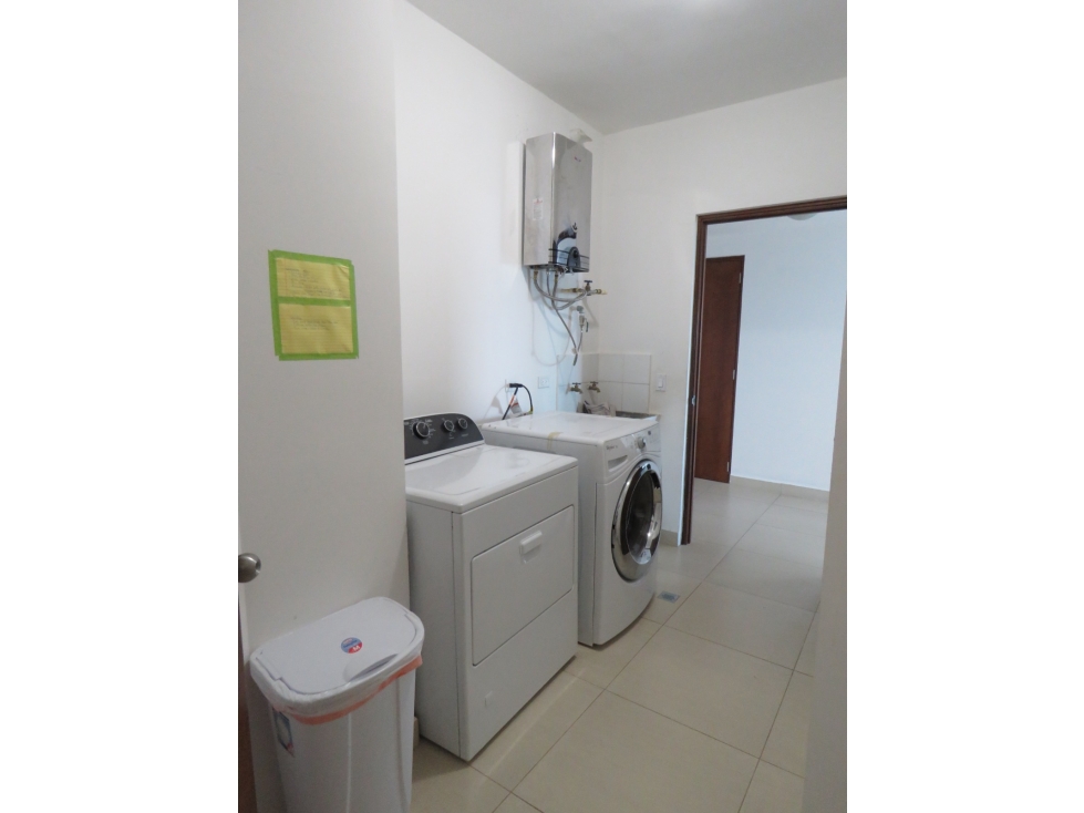 SE VENDE APARTAMENTO 313M EN SAN CARLOS VISTAMAR PH LAS OLAS II - 6