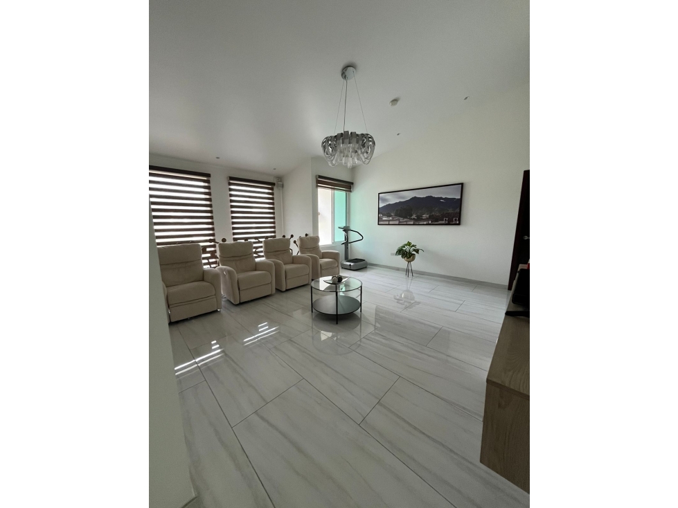 LUJOSA ESQUINA EN ALTOS DE PANAMA HORIZONTES II 600M 4 HABITAC — foto 5