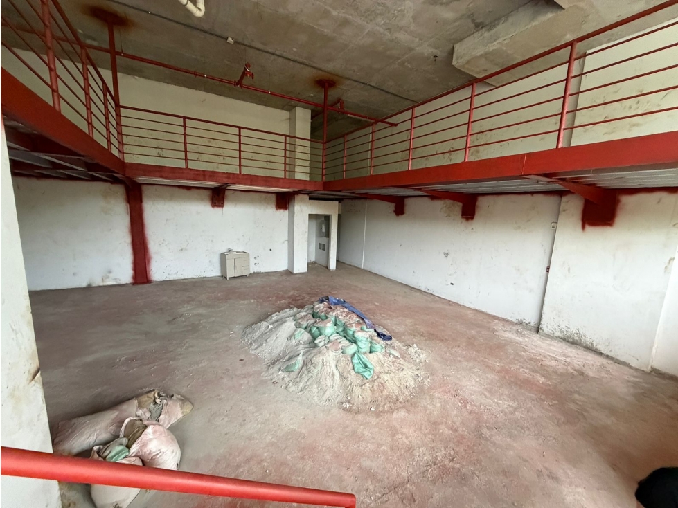 SE ALQUILA LOCAL COMERCIAL EN CONDADO PLAZA DE 230M CON MEZZANINE — foto 5